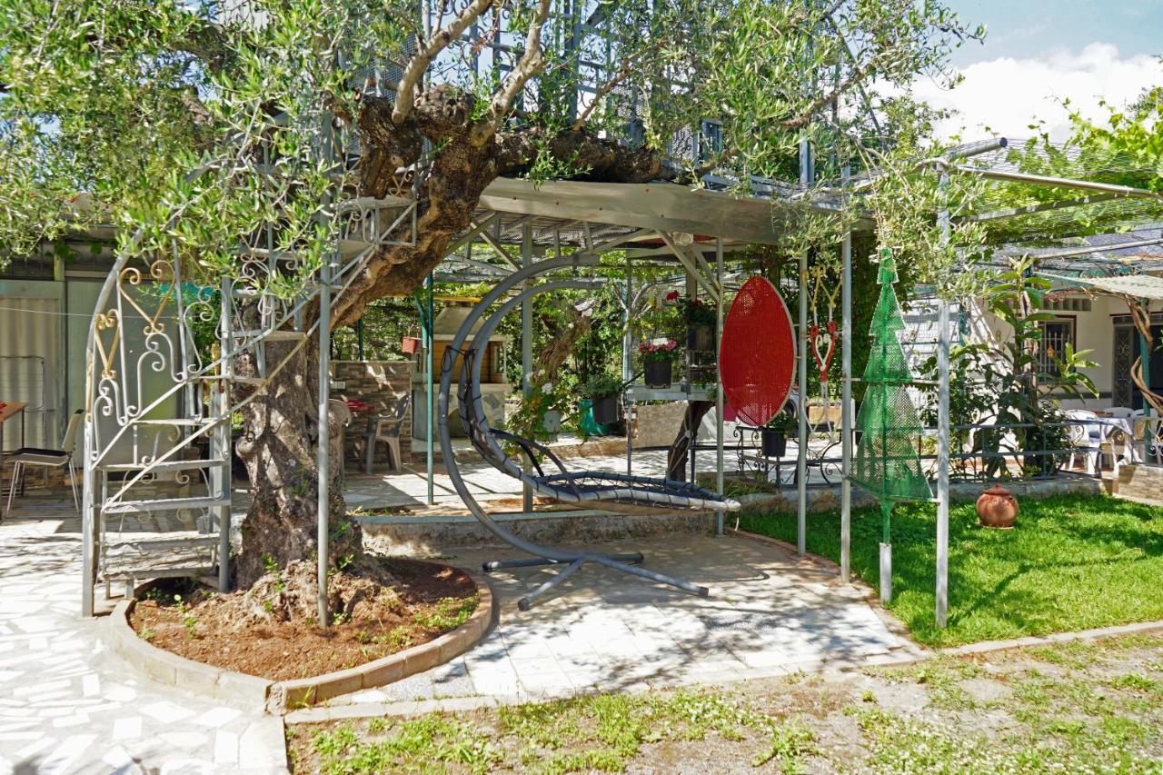 Villa Veni Olive House Kalamata Exterior foto